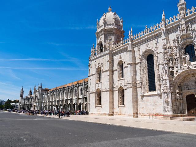 estudantes-deslocados-enfrentam-custos-acrescidos estudantes-deslocados-enfrentam-custos-acrescidos